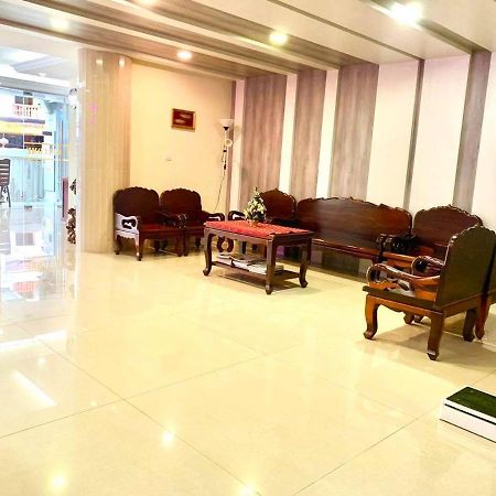 Centrana Hotel Phnom Penh Bagian luar foto