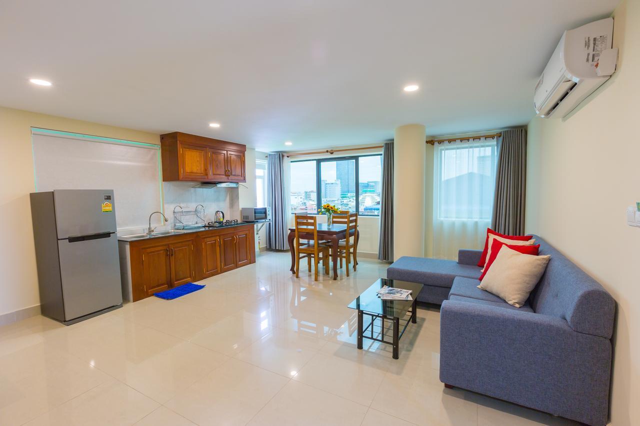 Centrana Hotel Phnom Penh Bagian luar foto